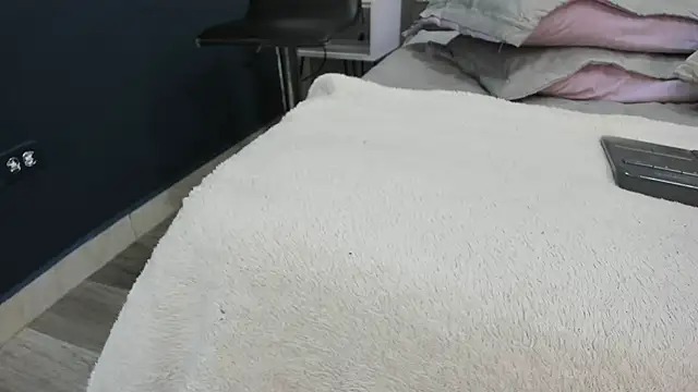 Charlie___Musk webcam