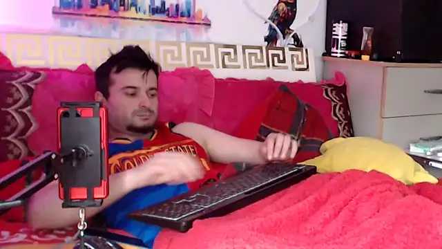 KingOfSinRO69 webcam
