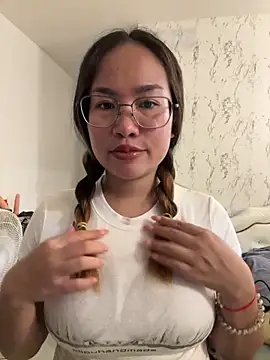 Ponthip webcam