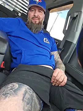 Beardedtattood webcam