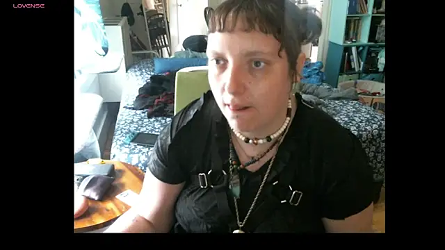 lover_bee2023 webcam