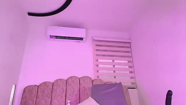 Malaia_thompson_ webcam