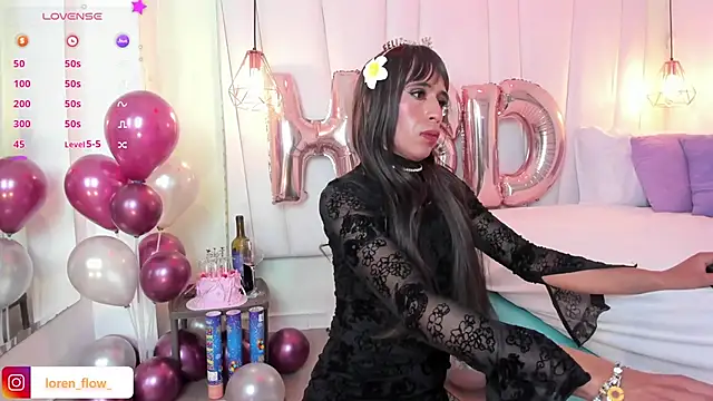 Loren_whitee webcam