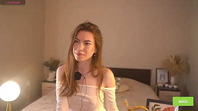 Emmiellee live cam on StripChat