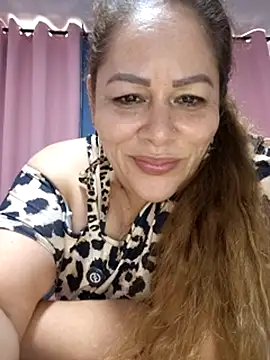 SluttyMilf79 live sex cam