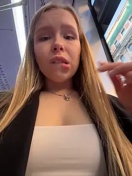 Liza_risky webcam