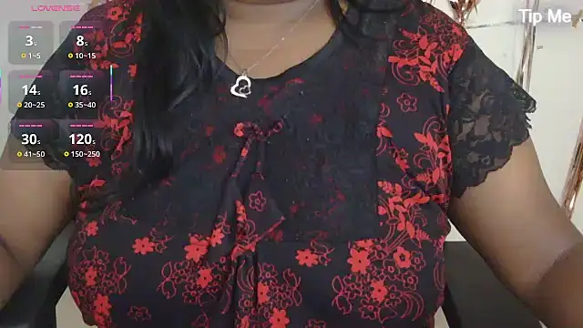 punemodel webcam