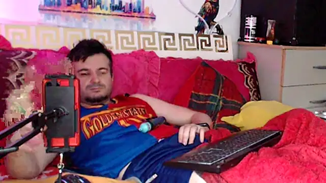 KingOfSinRO69 webcam