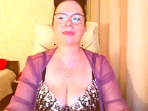 Monica-1203 webcam
