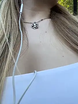 Liza_risky
