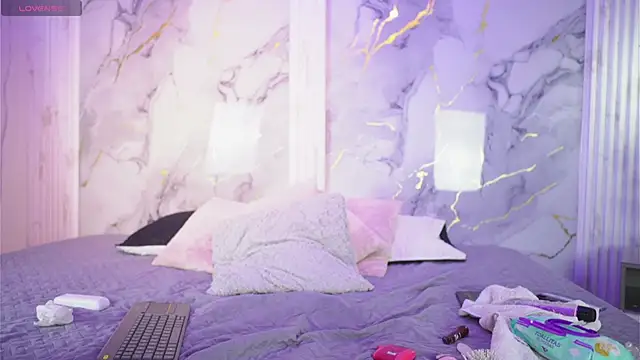 Tiffany_yu webcam