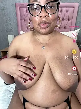 VixenRoyaleX webcam