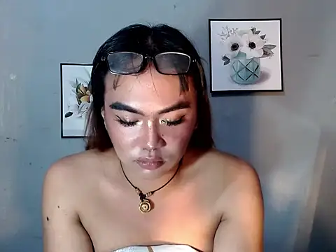 Asianblk_barbiedoll live cam on StripChat