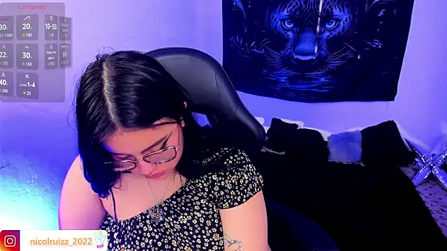 Nicolle_Ruizz webcam