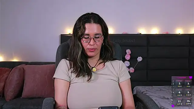 kathieandpovcock1 live sex cam