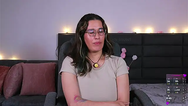 kathieandpovcock1 webcam