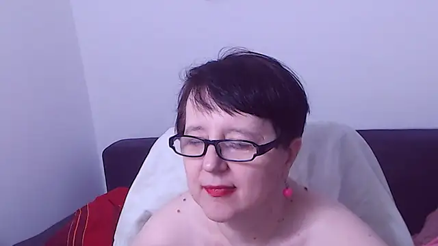 ChristaRose live cam on StripChat