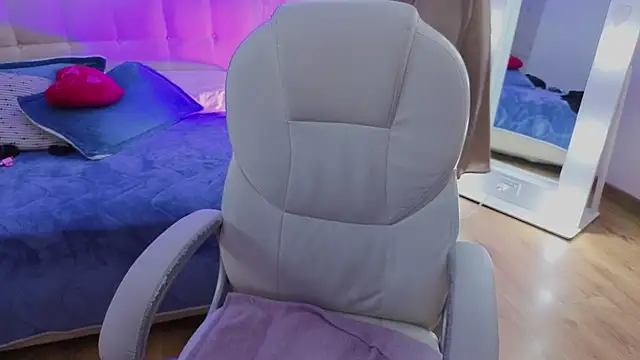 _sharlotte777 webcam