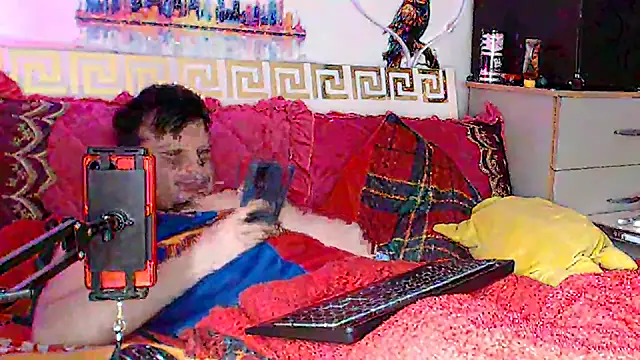 KingOfSinRO69 webcam