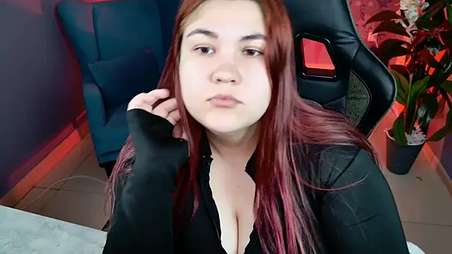 LeslieBlas webcam