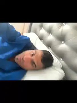 ZF-Athlete live cam on StripChat