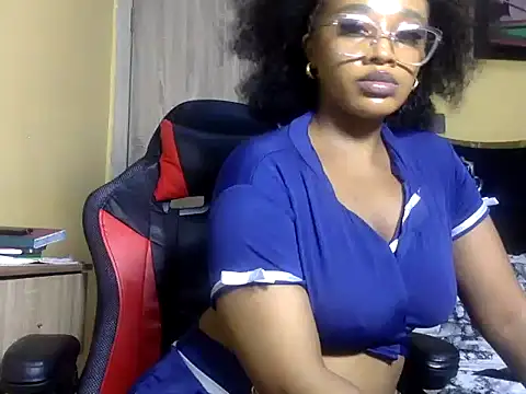 BOOTY_BANGERxxx live cam on StripChat