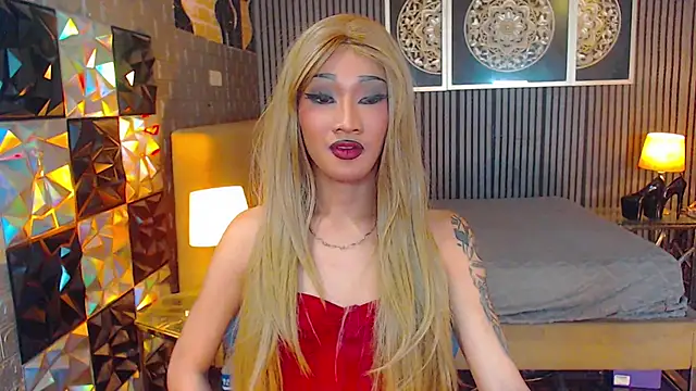 lhexiecollins live cam on StripChat