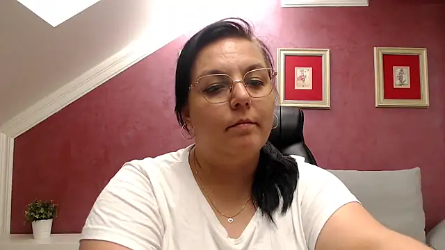 Wetandnaughtyxx webcam