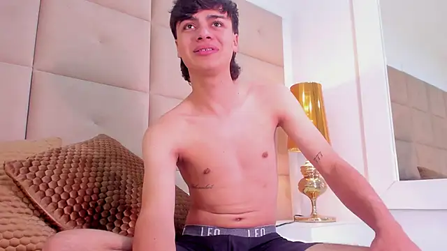 Ohricky live cam on StripChat