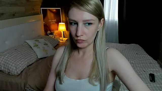 ReginaAmour webcam