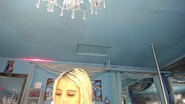 ADRIANNA_FOX webcam