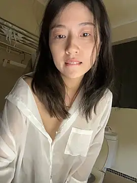 Olivia_PINK0322