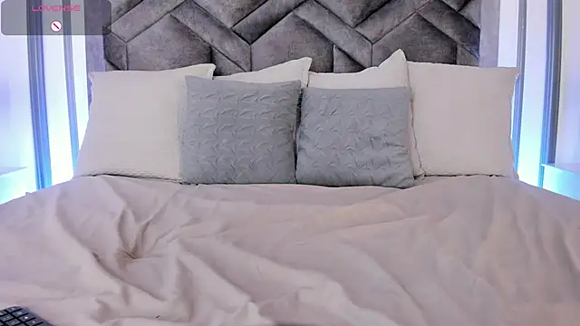 cocoamore webcam