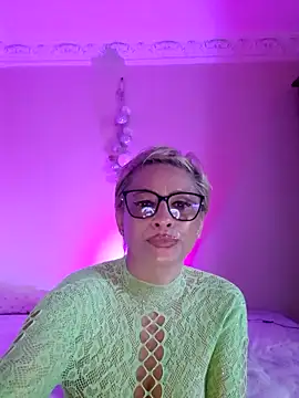 LunaBlaise webcam