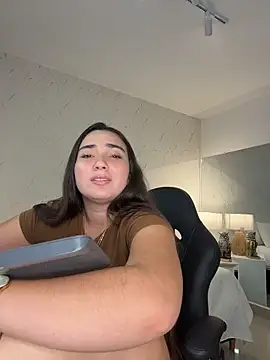 ava_blue live cam on StripChat