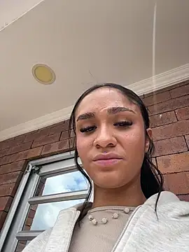 Isabella-Teen webcam