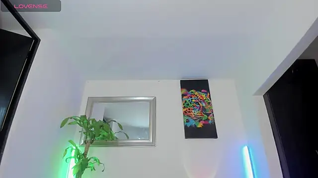 Naughty_Blue live sex cam
