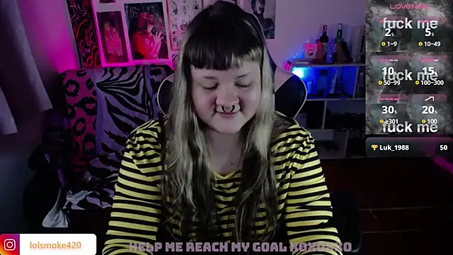 Bdsm_and_fries webcam