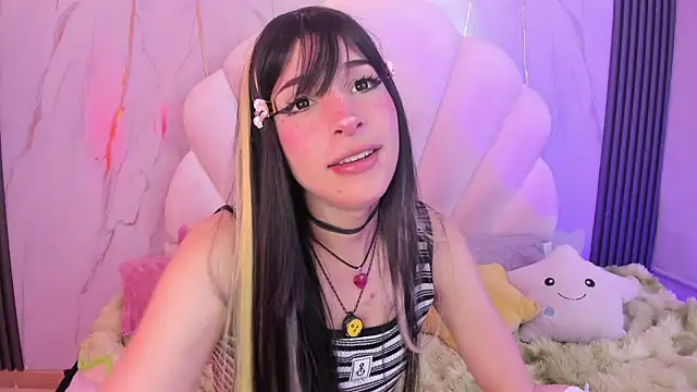 AliiceWonderland_ webcam