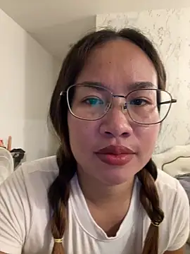 Ponthip webcam
