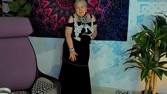 LilaMaharani webcam