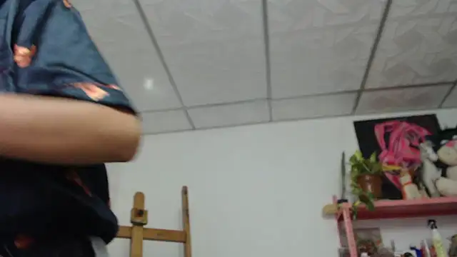 mariecam420 live cam on StripChat