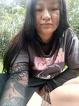 Bathory777 live cam on StripChat