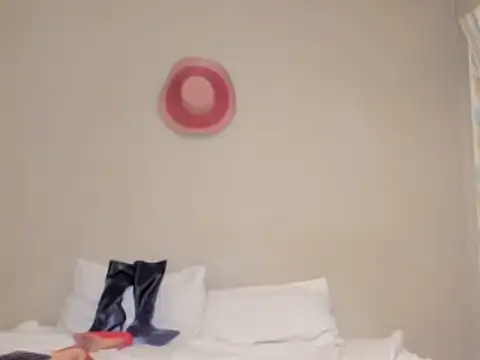AfricanSquirtingQueen webcam