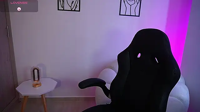 AliceHarper_ webcam