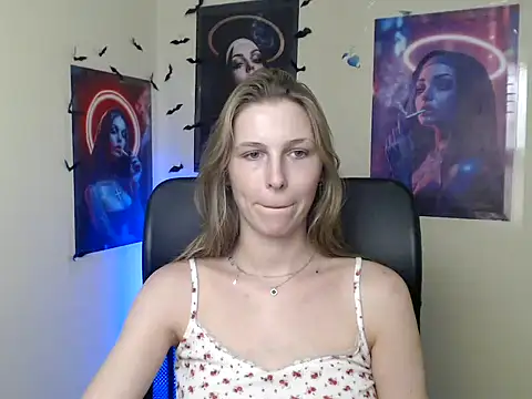 StrangerGi webcam