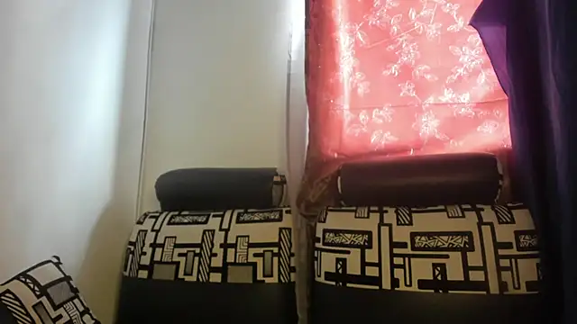 Nathaly_love96 webcam