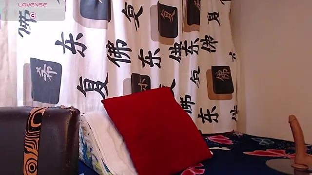 Emma_Henderson webcam
