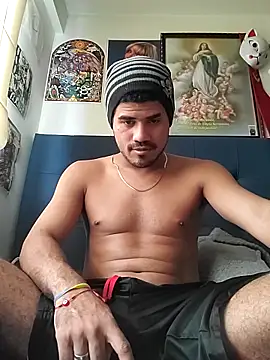 Latins_on_fire webcam