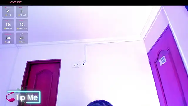miiaboss_ webcam